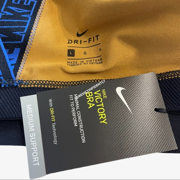 Nike Color-Block Distort Classic Victory SportsBra - Picture 10 of 10